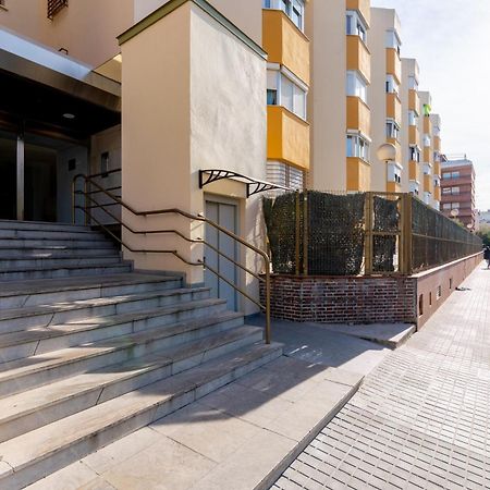 Diseno Y Comodidad En Bami Севилья Экстерьер фото