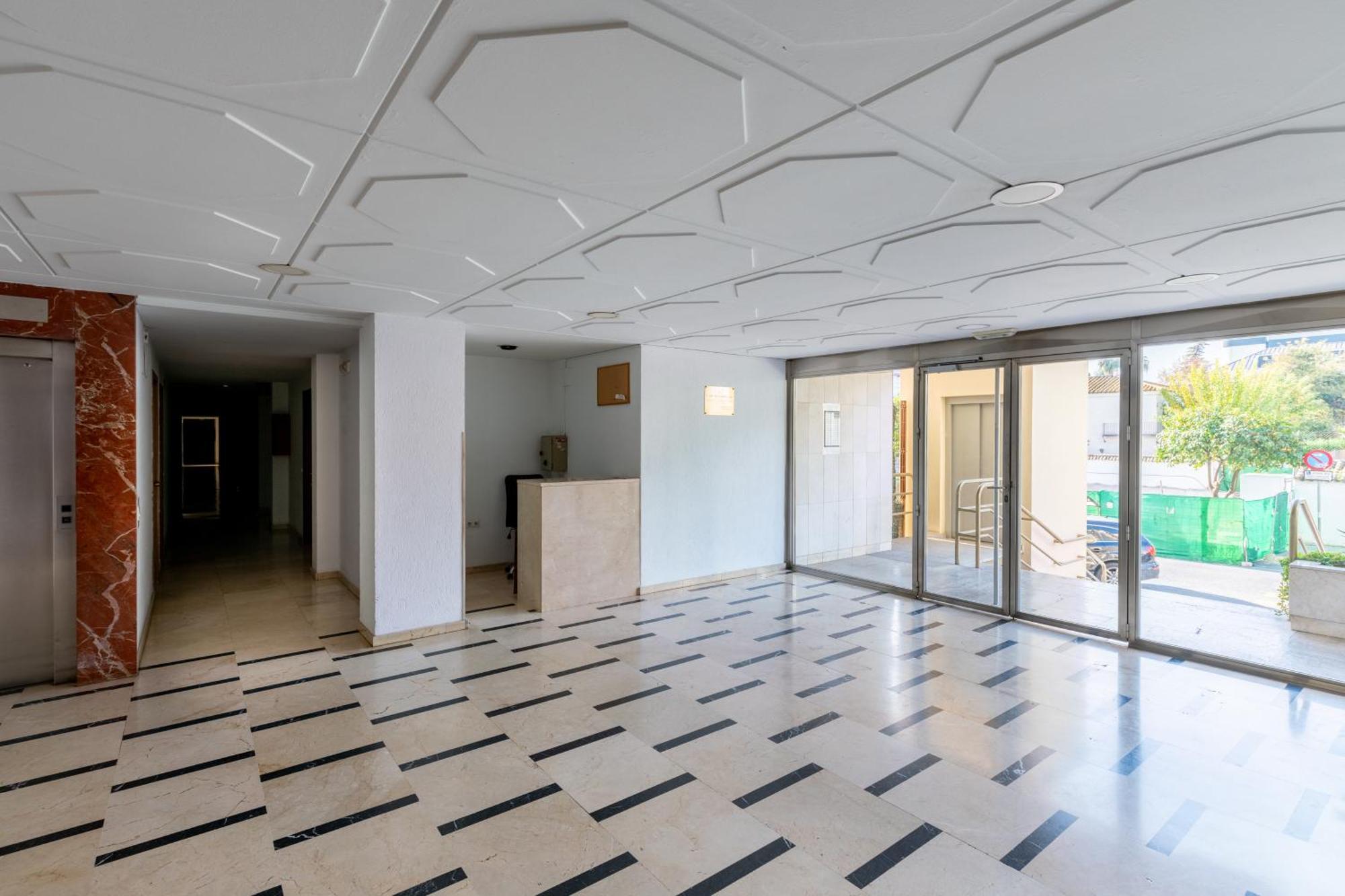Diseno Y Comodidad En Bami Севилья Экстерьер фото